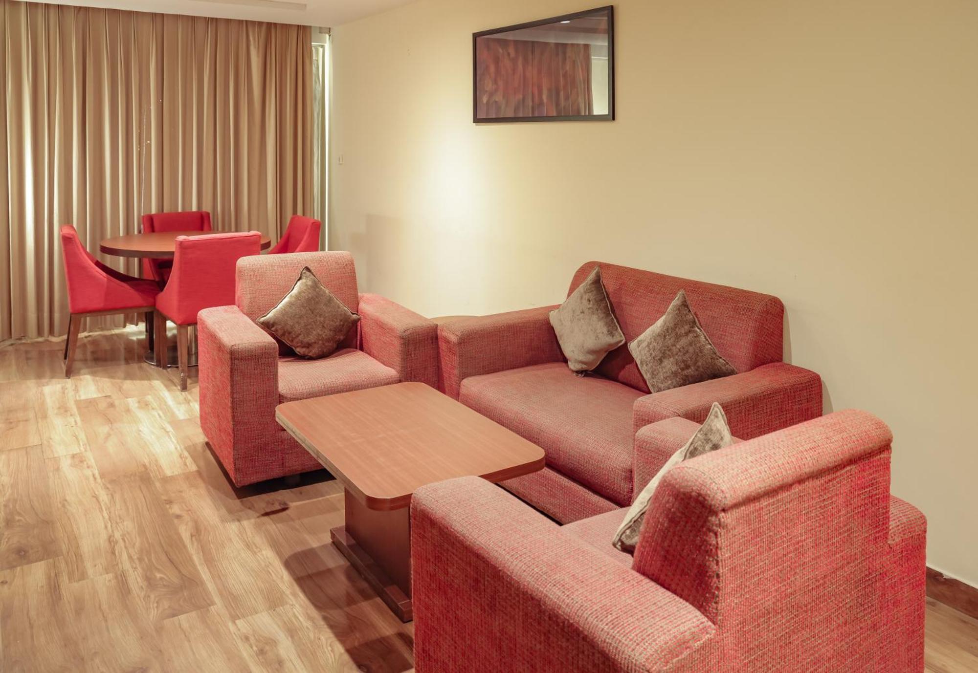 Hotel Cama Mohali Экстерьер фото