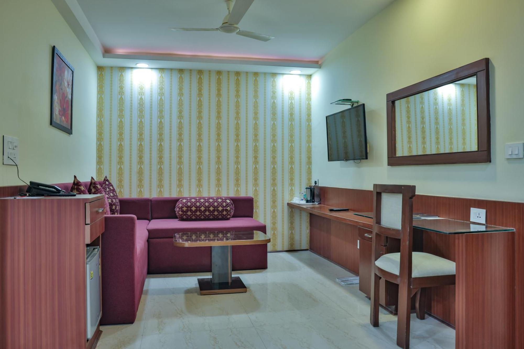 Hotel Cama Mohali Экстерьер фото