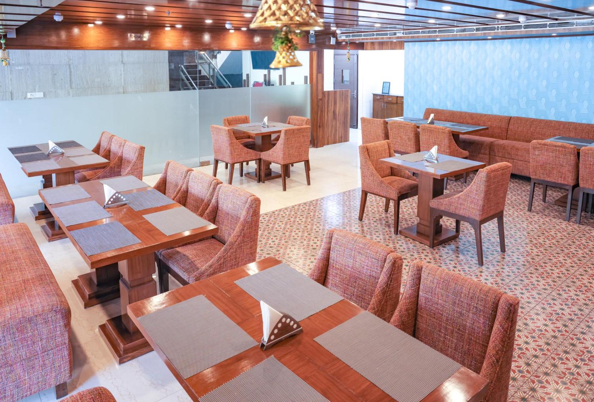 Hotel Cama Mohali Экстерьер фото